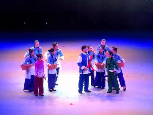 宜昌群文精品展演精彩纷呈，艺术表演场馆管理服务助力文化盛宴